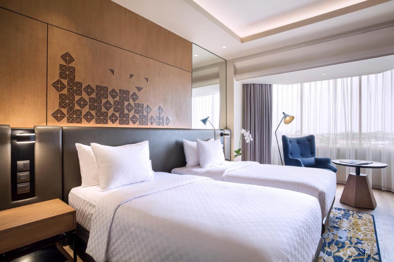 Mercure Jakarta Batavia Exterior photo