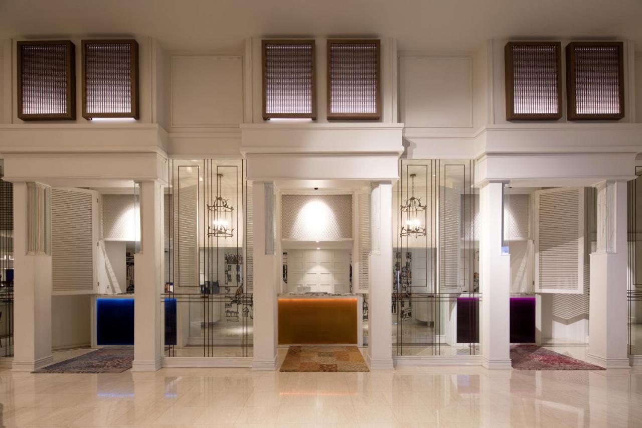 Mercure Jakarta Batavia Exterior photo