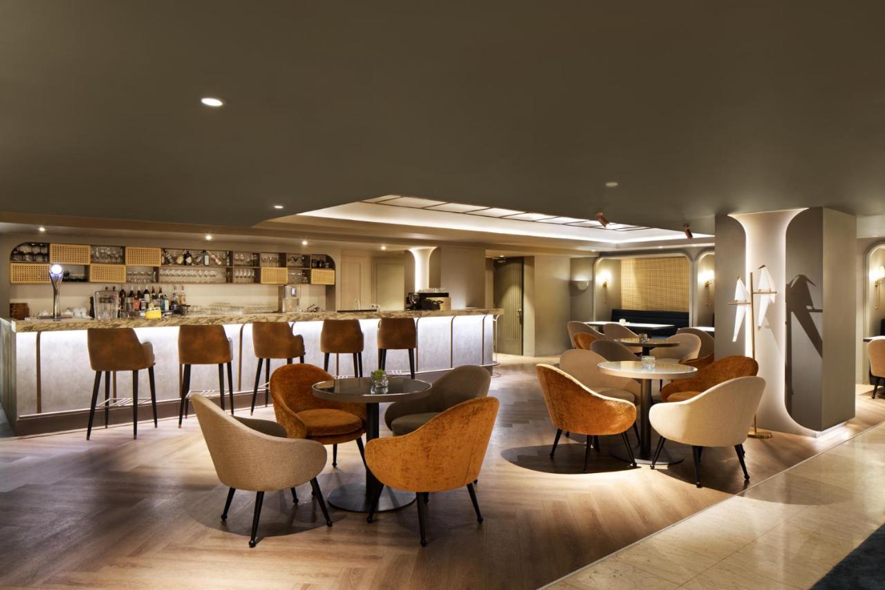 Mercure Jakarta Batavia Exterior photo