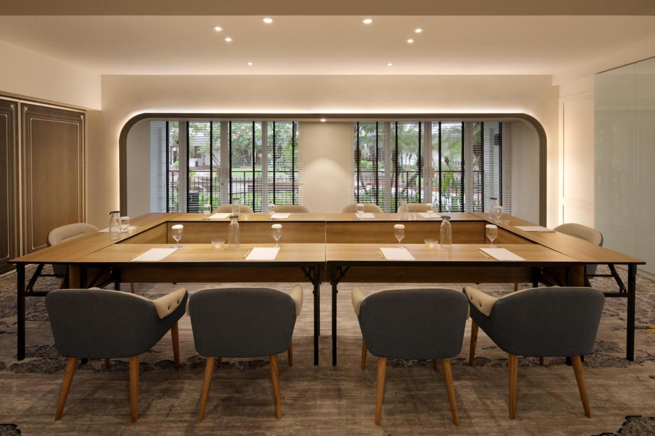 Mercure Jakarta Batavia Exterior photo