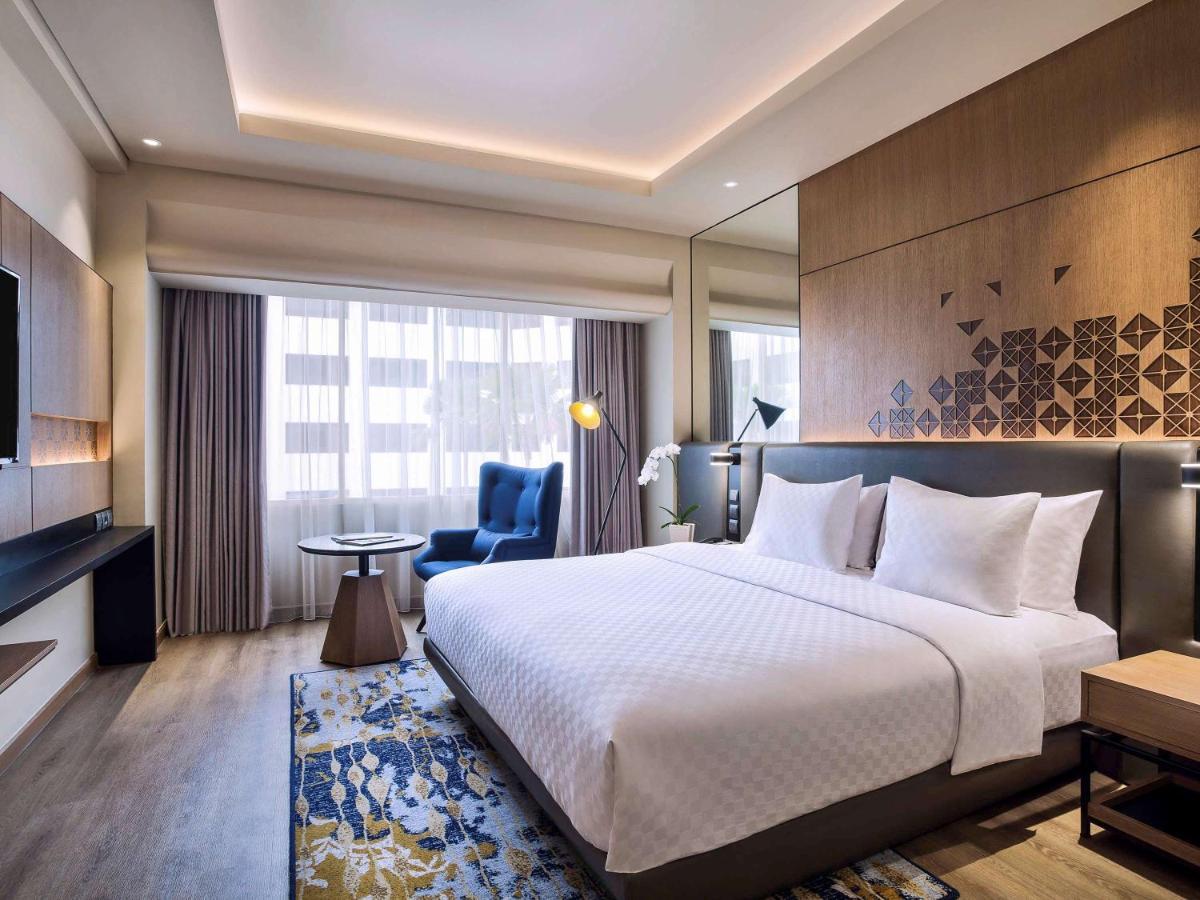 Mercure Jakarta Batavia Exterior photo