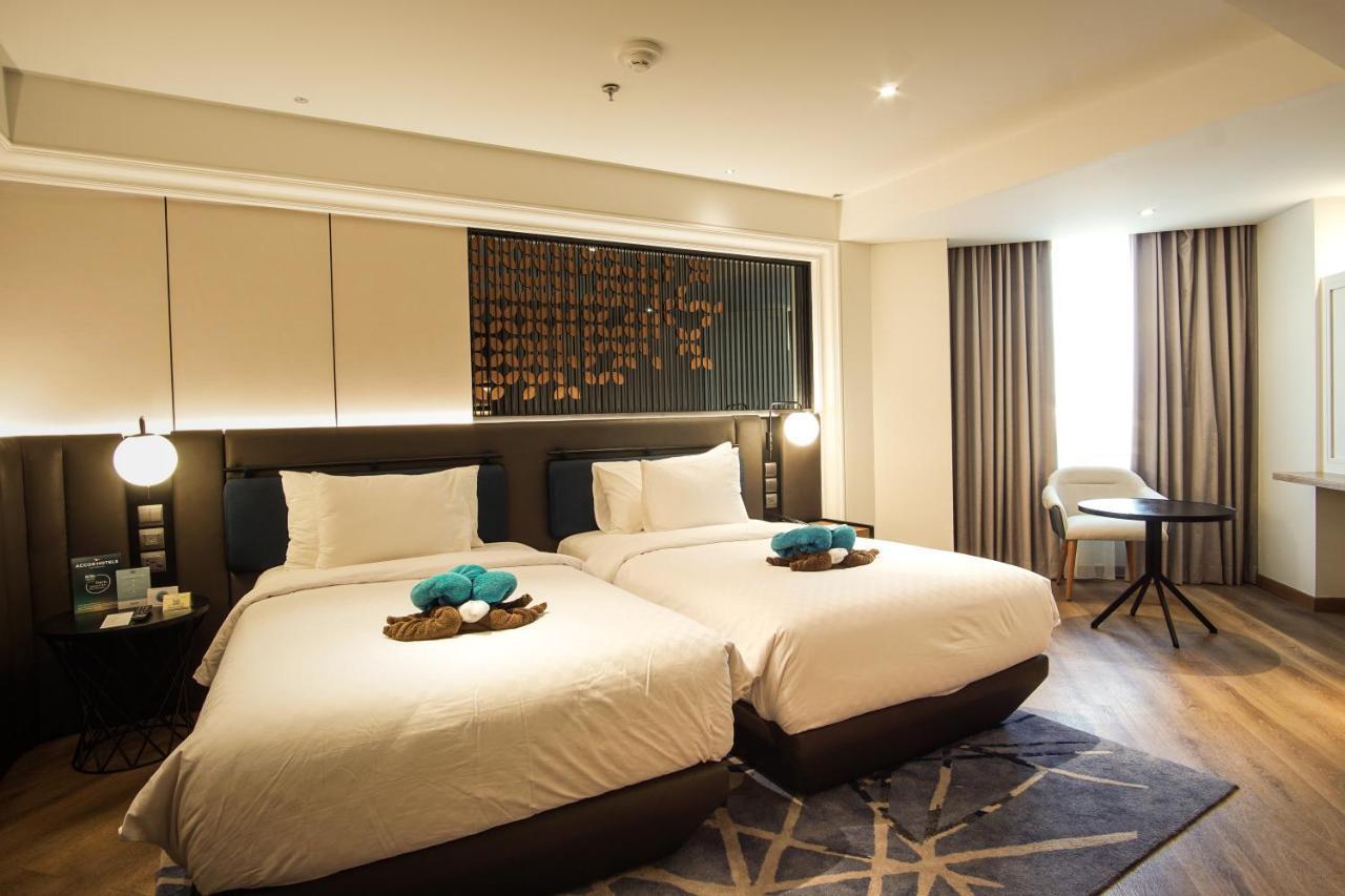 Mercure Jakarta Batavia Exterior photo