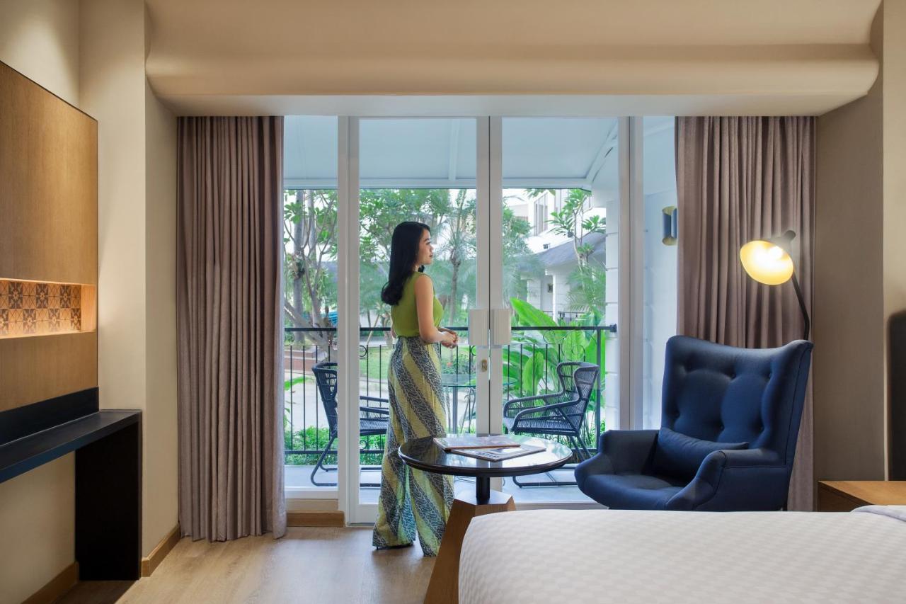 Mercure Jakarta Batavia Exterior photo