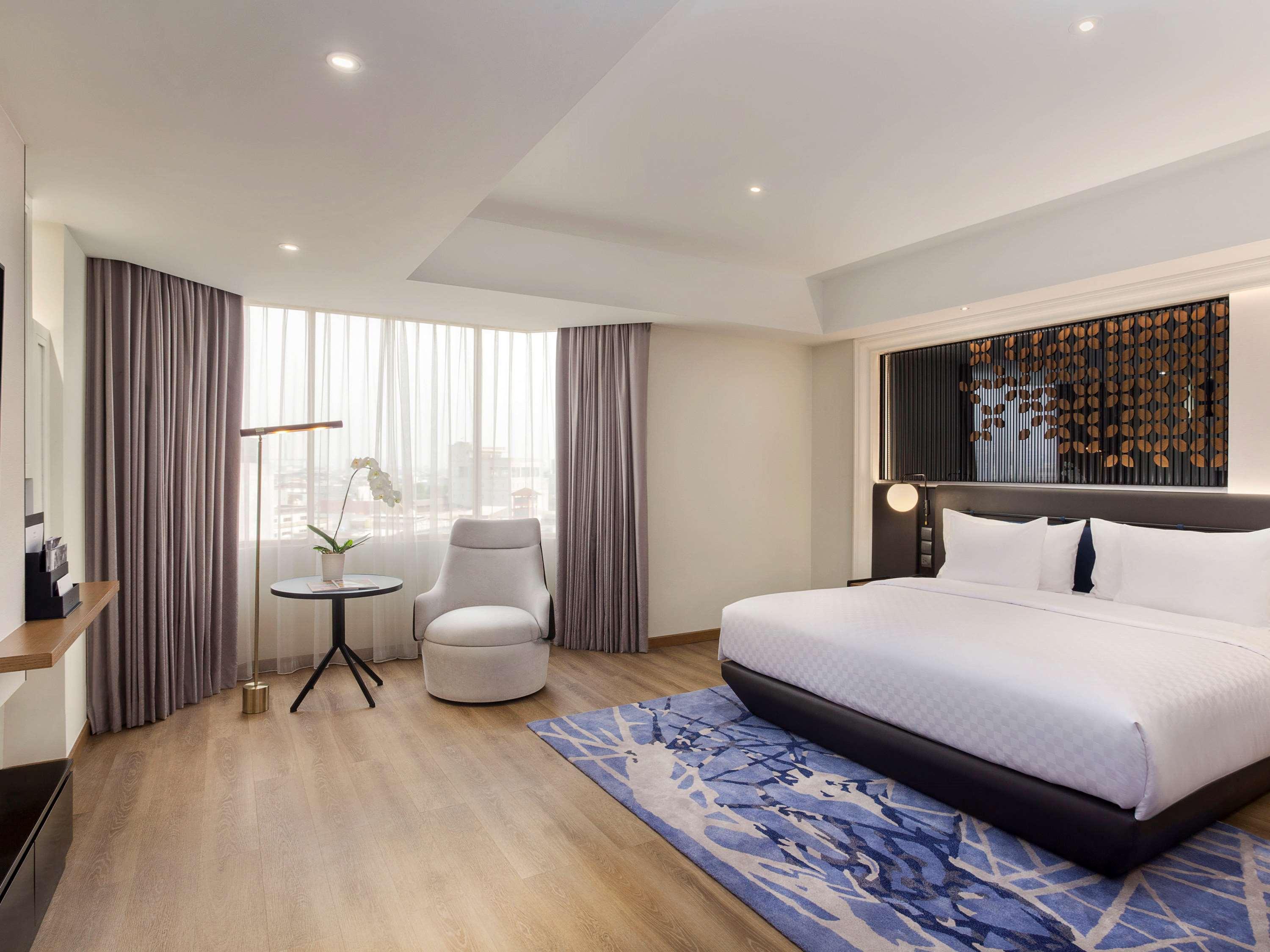 Mercure Jakarta Batavia Exterior photo